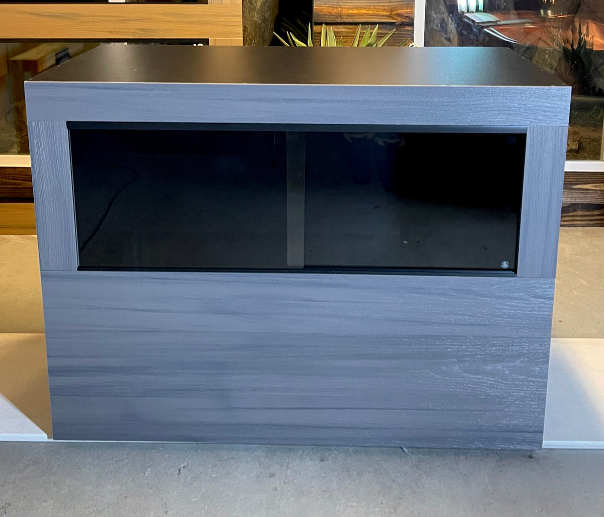 5x2.5xH' Reptile Enclosure Pedestal Stand