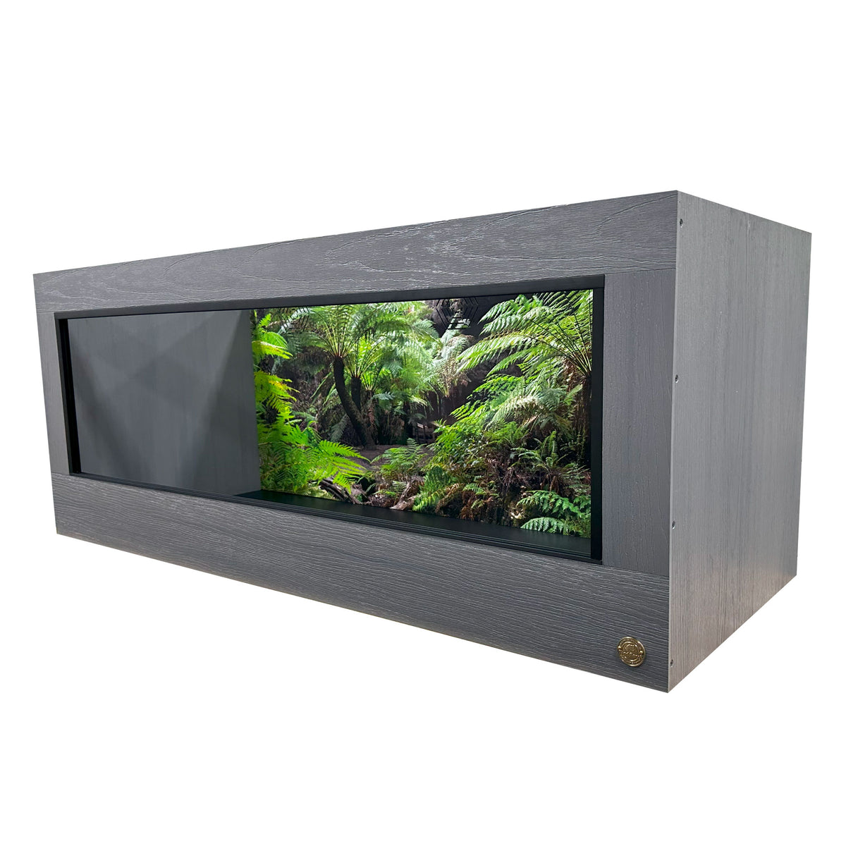 Top Quality 5x2x2 reptile enclosure. Featuring Driftwood HDPE design.